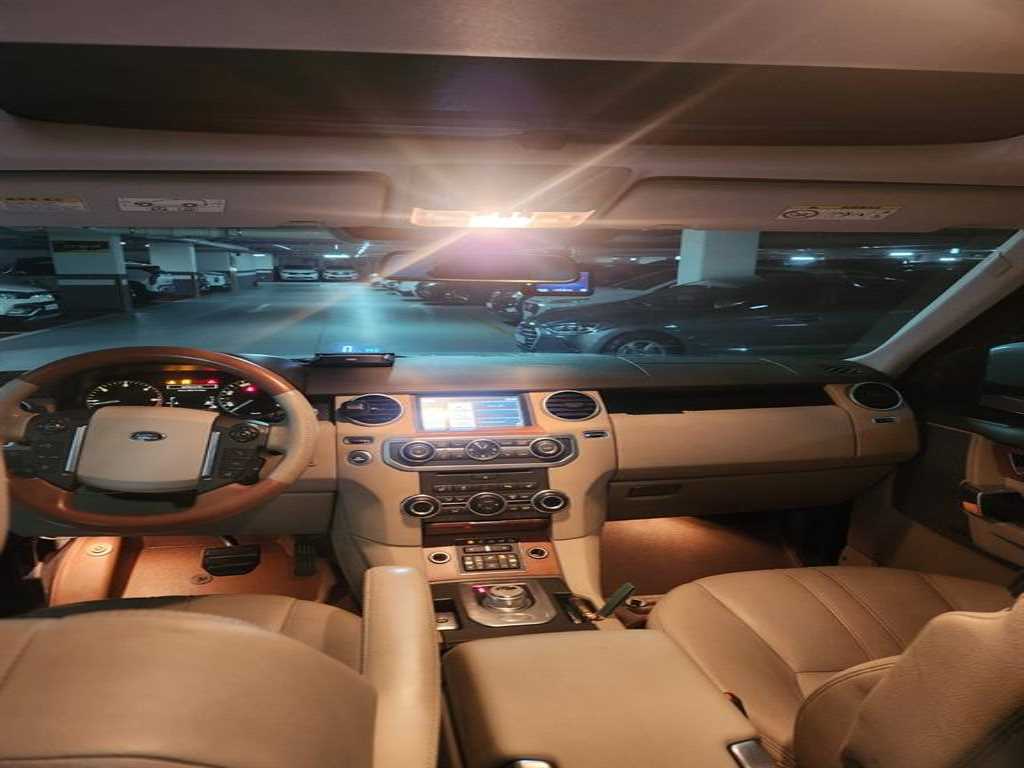 Land Rover Discovery - Vista 12