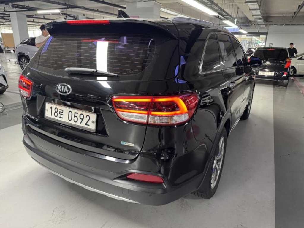 KIA Sorento - Vista 3