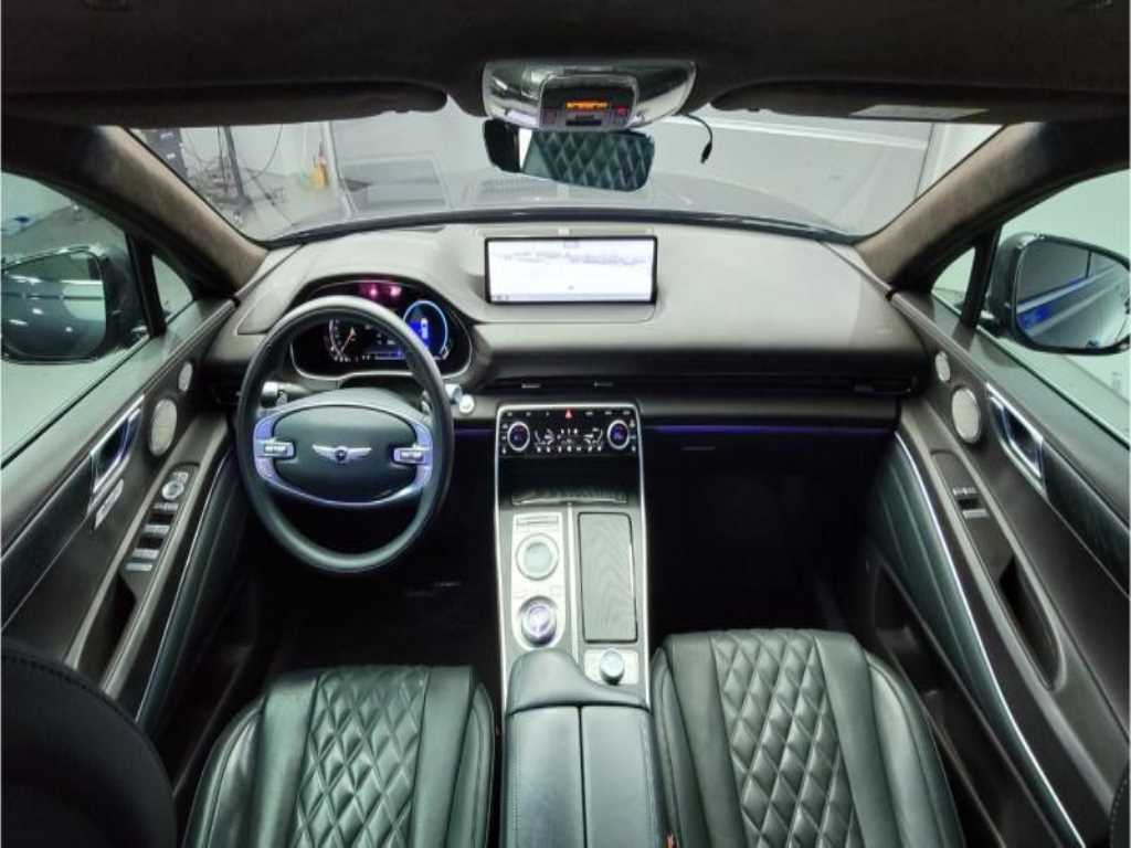 Genesis GV80 - Vista 6
