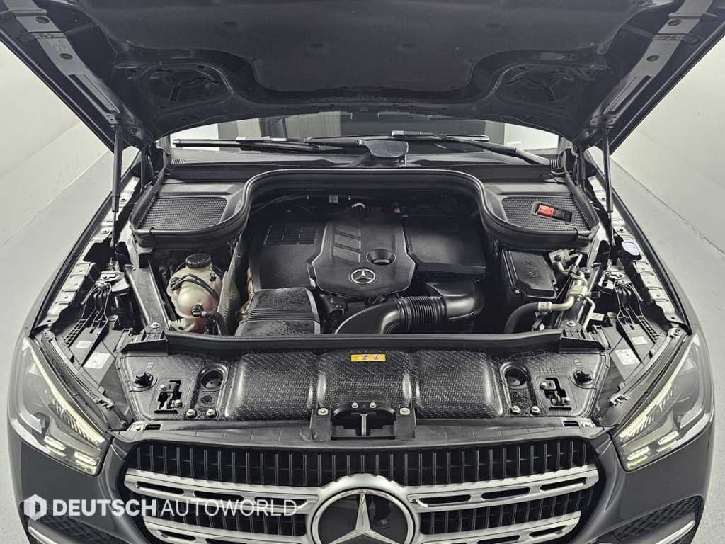 Mercedes Benz GLE Class - Vista 6