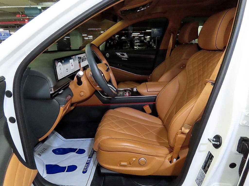 Genesis GV80 - Vista 6