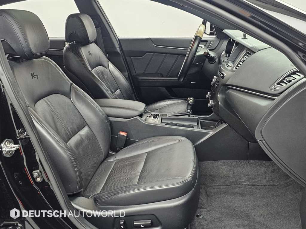 KIA K7 - Vista 10