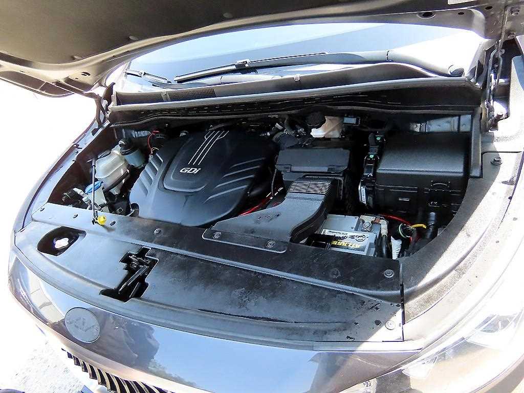 KIA Carnival 2017 Gris - Importación desde Corea - HF Imports Iquique - Foto 19