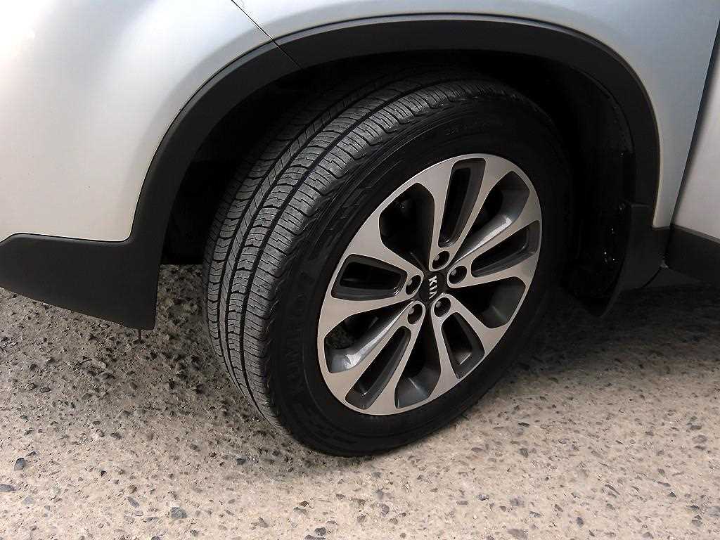 KIA Sorento 2013 Plateado - Importación desde Corea - HF Imports Iquique - Foto 20