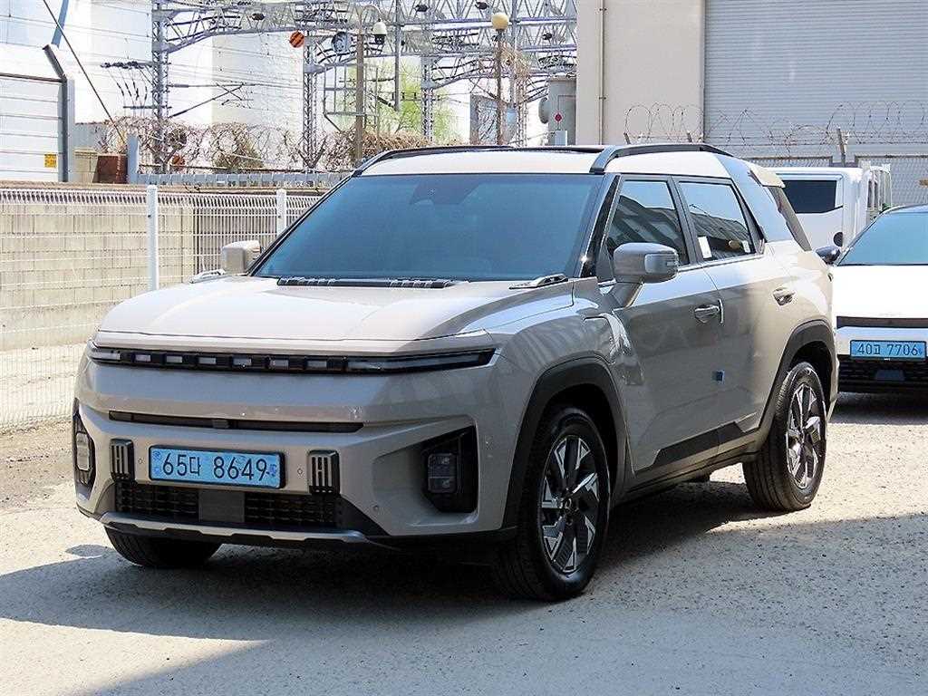 Ssangyong Torres 2024 the color of pearl - Importación desde Corea - HF Imports Iquique - Foto 1