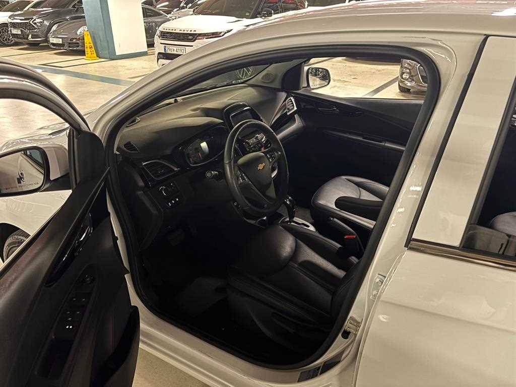 Chevrolet Spark - Vista 5