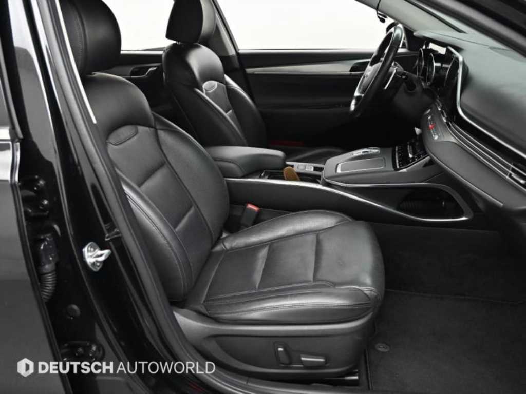 HYUNDAI Grandeur - Vista 10