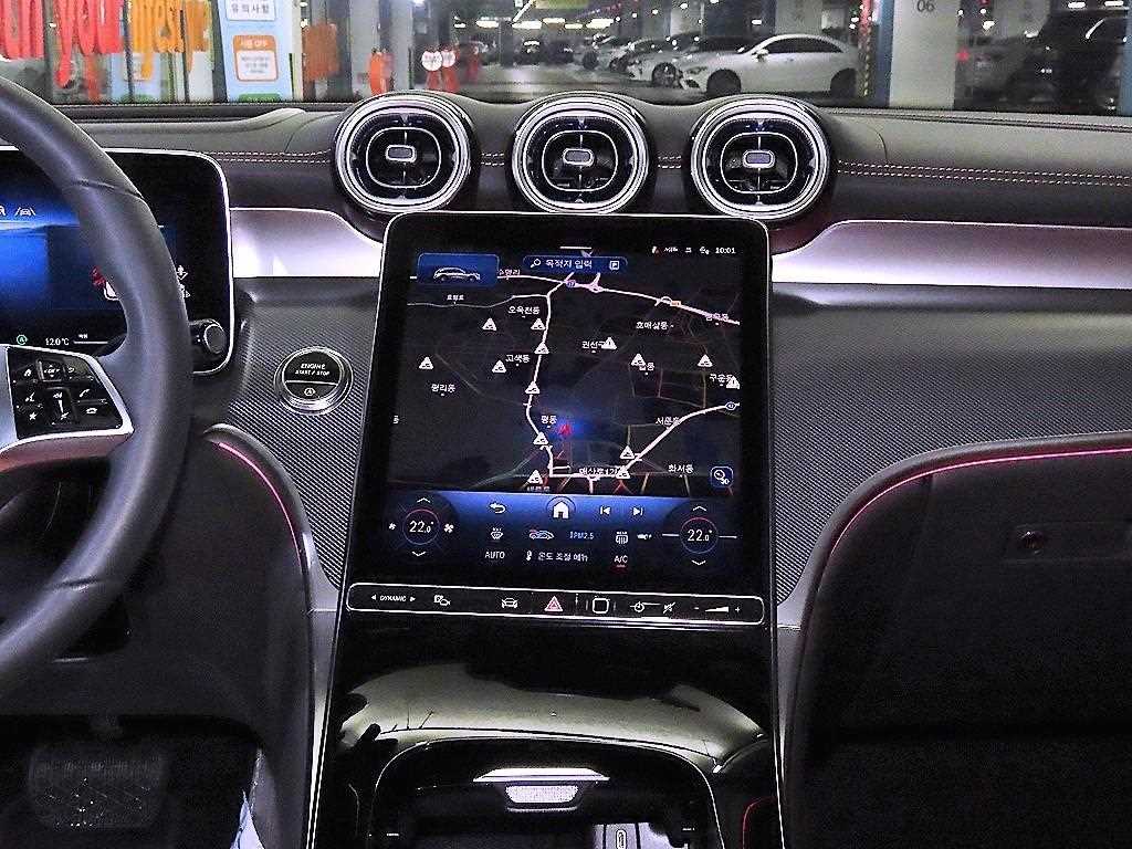 Mercedes Benz GLC Class - Vista 11