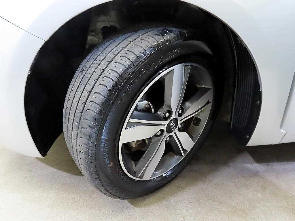 KIA K3 2018 Plateado - Importación desde Corea - HF Imports Iquique - Foto 18