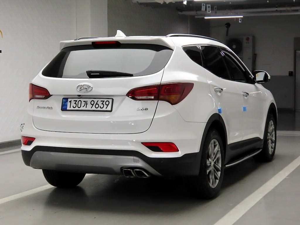 HYUNDAI Santa Fe - Vista 4