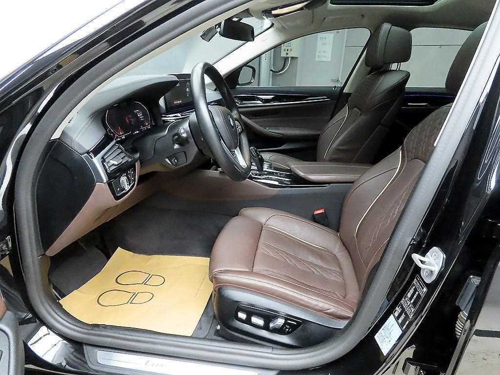 BMW 5 Series - Vista 5