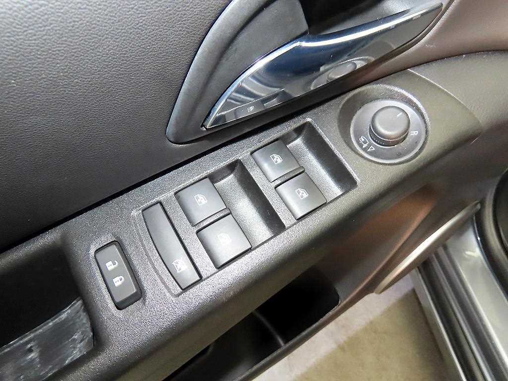 Chevrolet Cruise 2016 Gris - Importación desde Corea - HF Imports Iquique - Foto 13