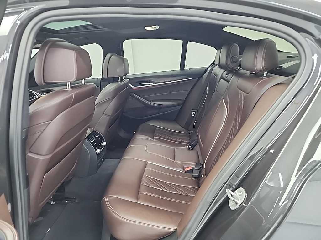 BMW 5 Series - Vista 12