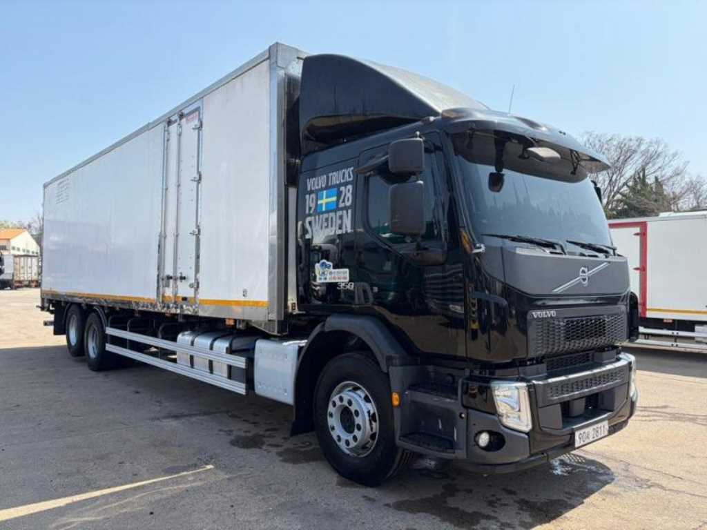 medium and large cargo truck - Vista 2