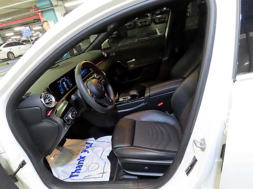 Mercedes Benz A Class - Vista 6