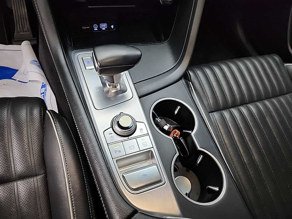 Genesis G70 - Vista 8