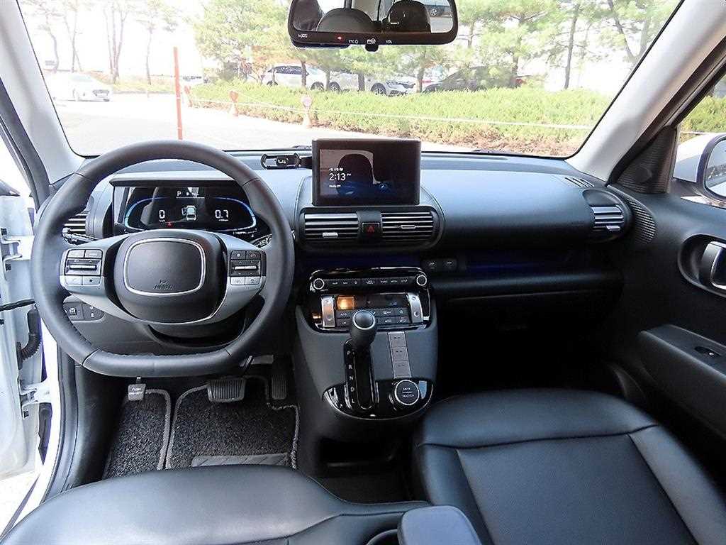 HYUNDAI Casper - Vista 7