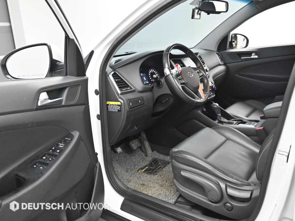 HYUNDAI Tucson - Vista 11