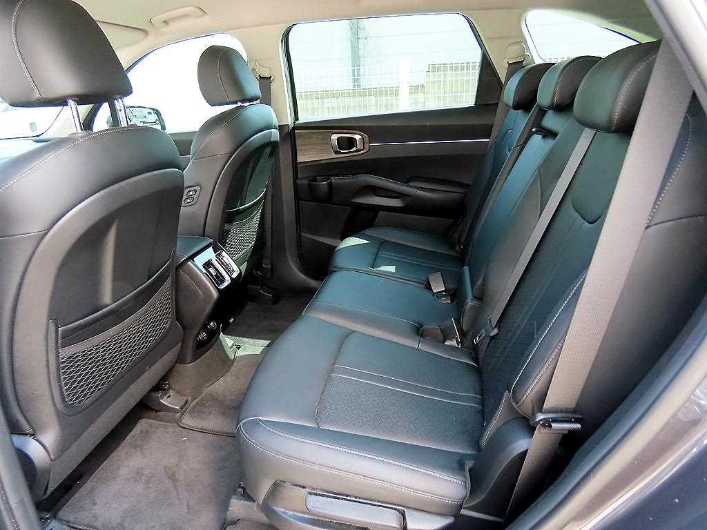 KIA Sorento - Vista 6