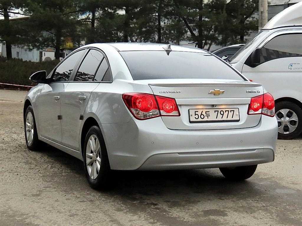 Chevrolet Cruise - Vista 9