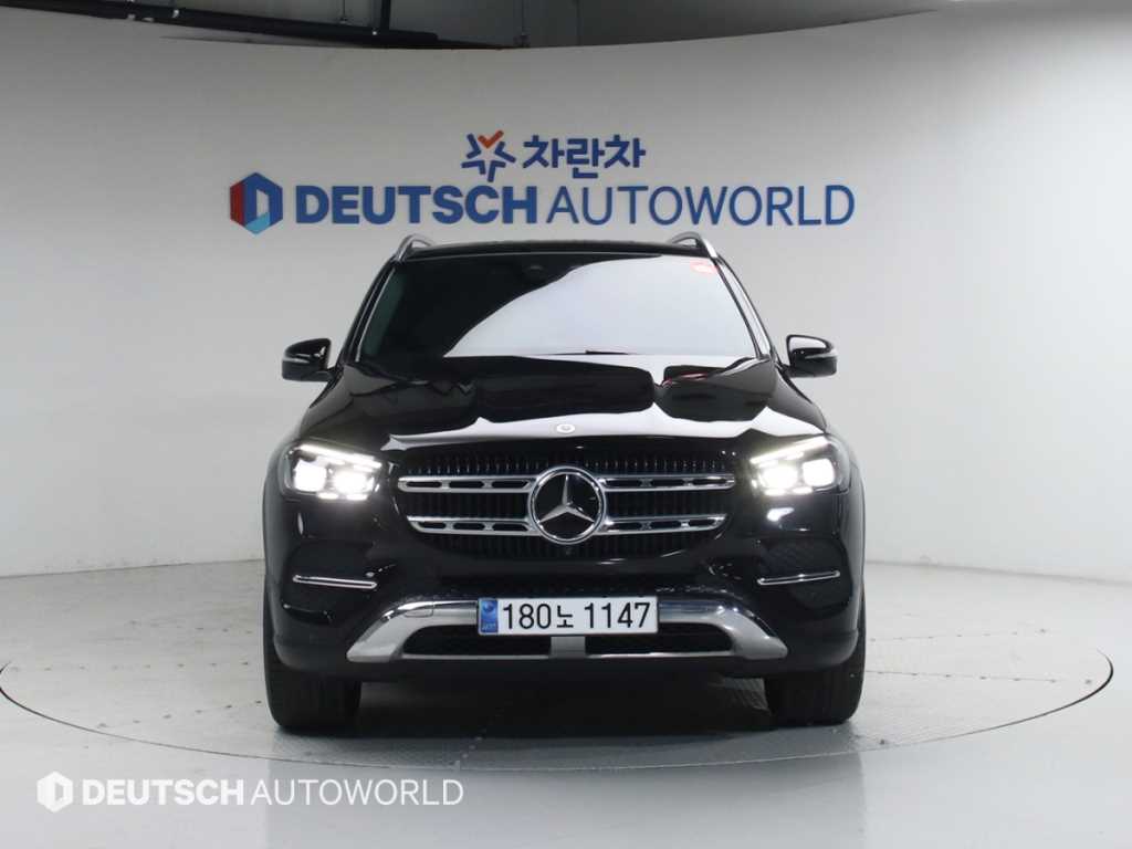 Mercedes Benz GLE Class - Vista 3