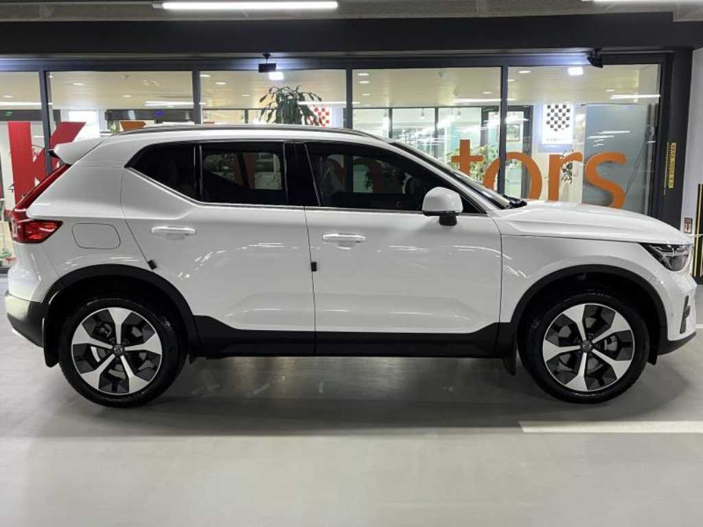 Volvo XC40 - Vista 2