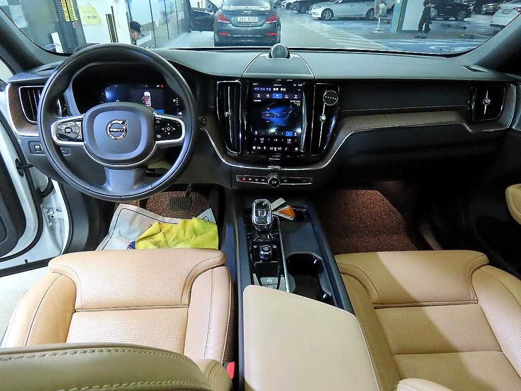 Volvo XC60 - Vista 10