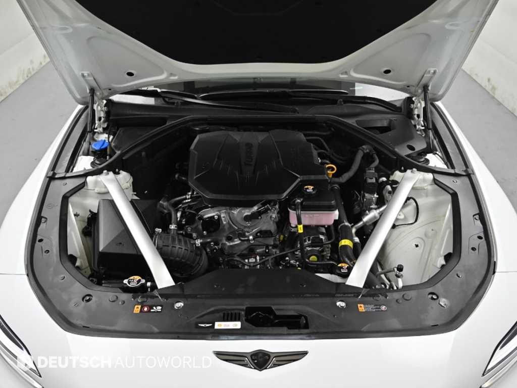 Genesis G70 - Vista 6