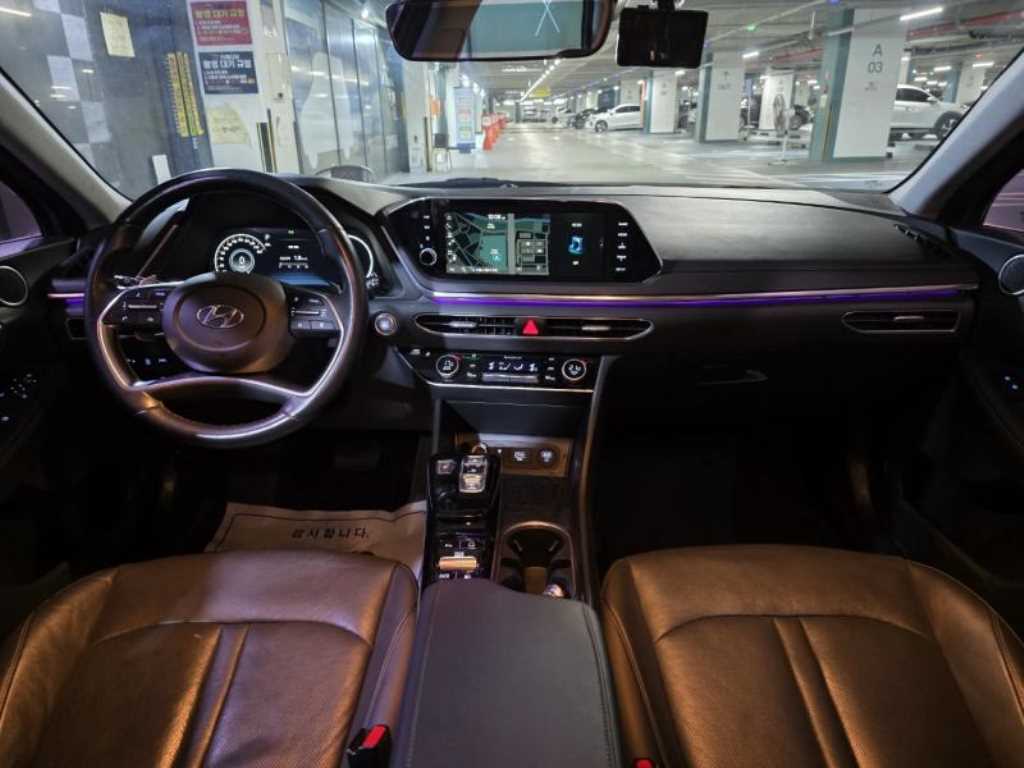 HYUNDAI Sonata - Vista 9