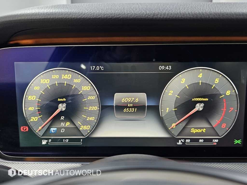 Mercedes Benz E class - Vista 8