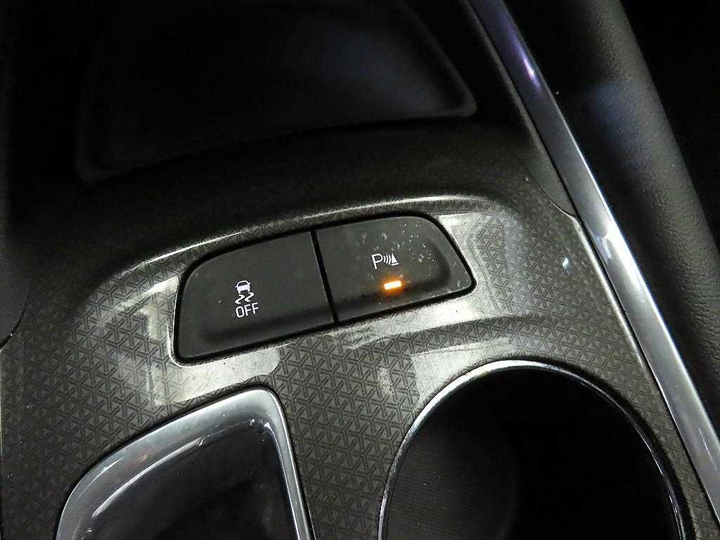 Chevrolet Malibu 2019 Negro - Importación desde Corea - HF Imports Iquique - Foto 13