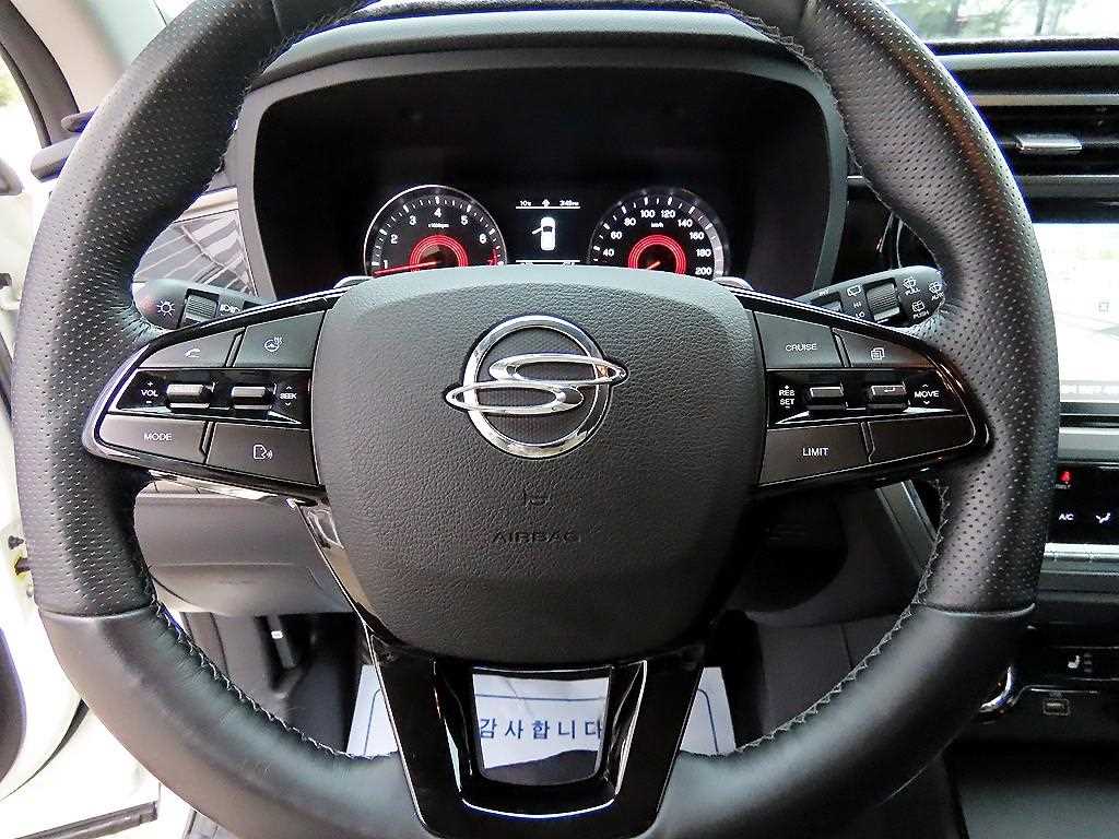 Ssangyong Korando - Vista 8