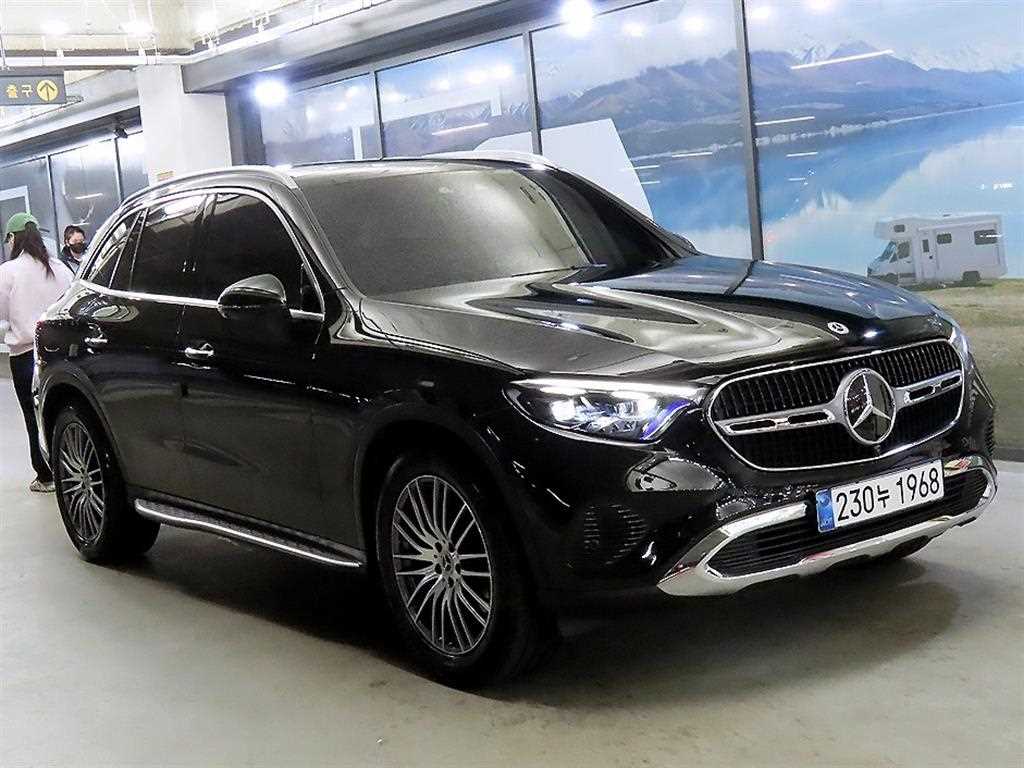 Mercedes Benz GLC Class 2025 Negro - Importación desde Corea - HF Imports Iquique - Foto 1