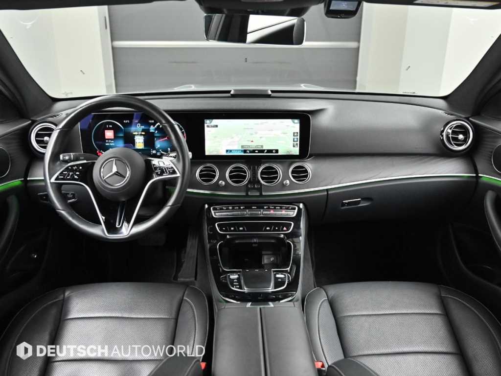 Mercedes Benz E class - Vista 7