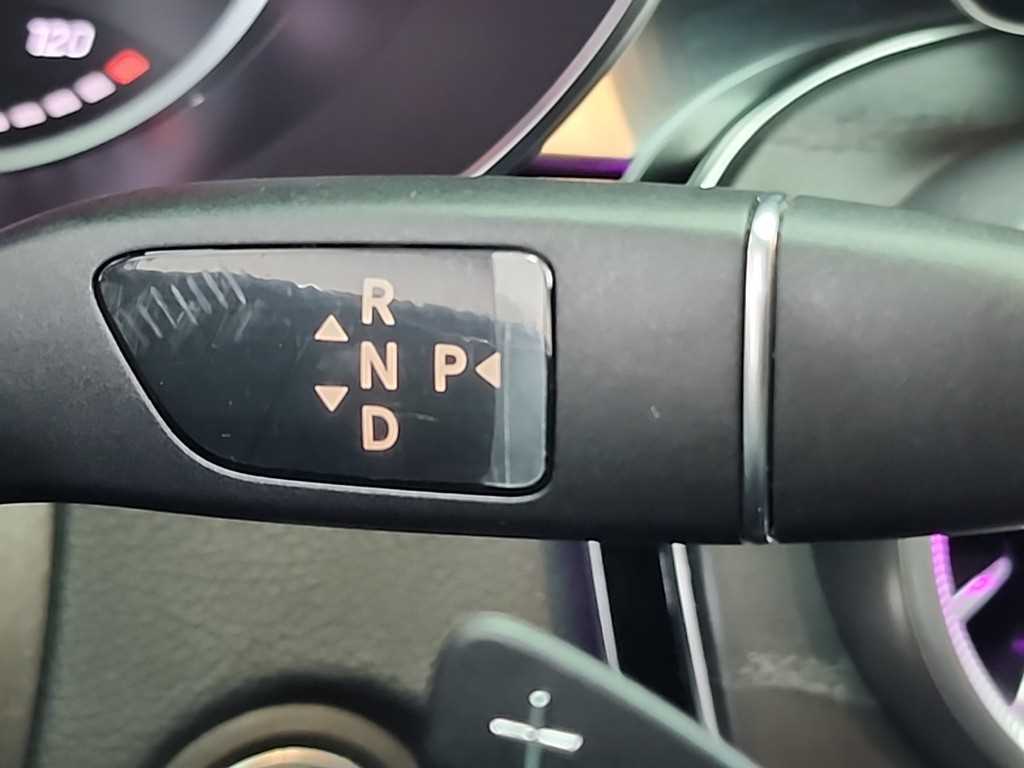 Mercedes Benz C Class - Vista 8