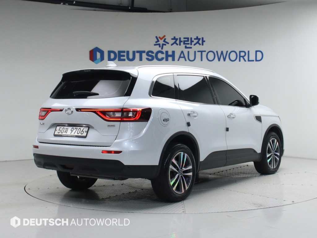 SAMSUNG QM6 - Vista 2