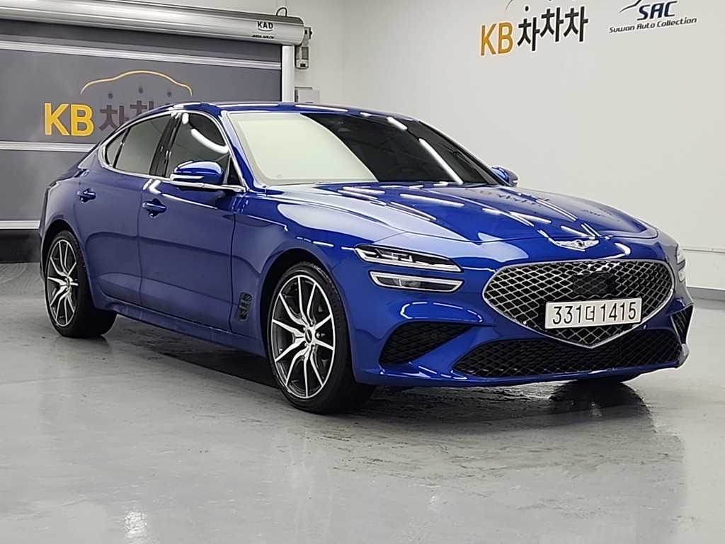 Genesis G70 - Vista 4