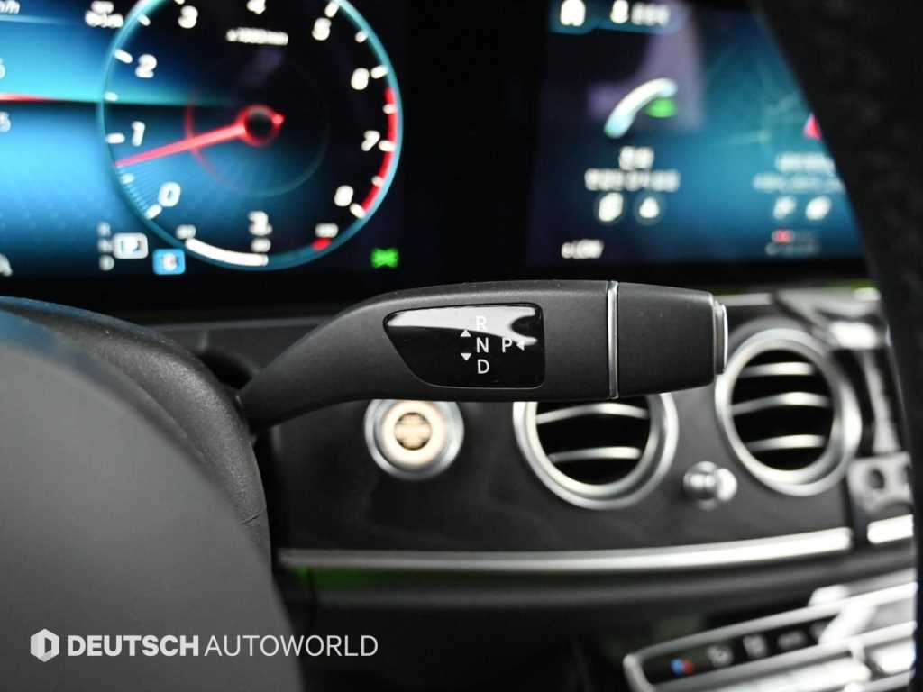 Mercedes Benz E class - Vista 9