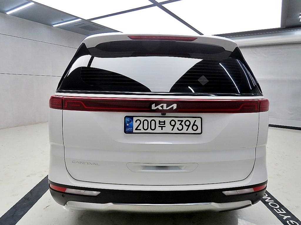 KIA Carnival - Vista 3