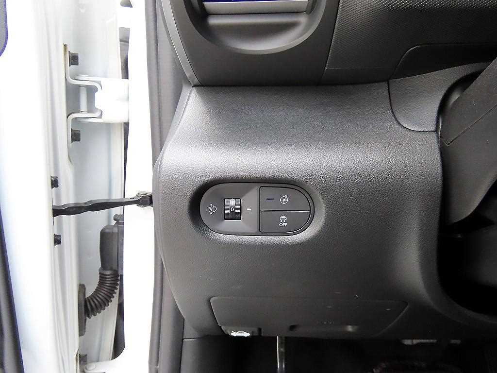 HYUNDAI Casper - Vista 12