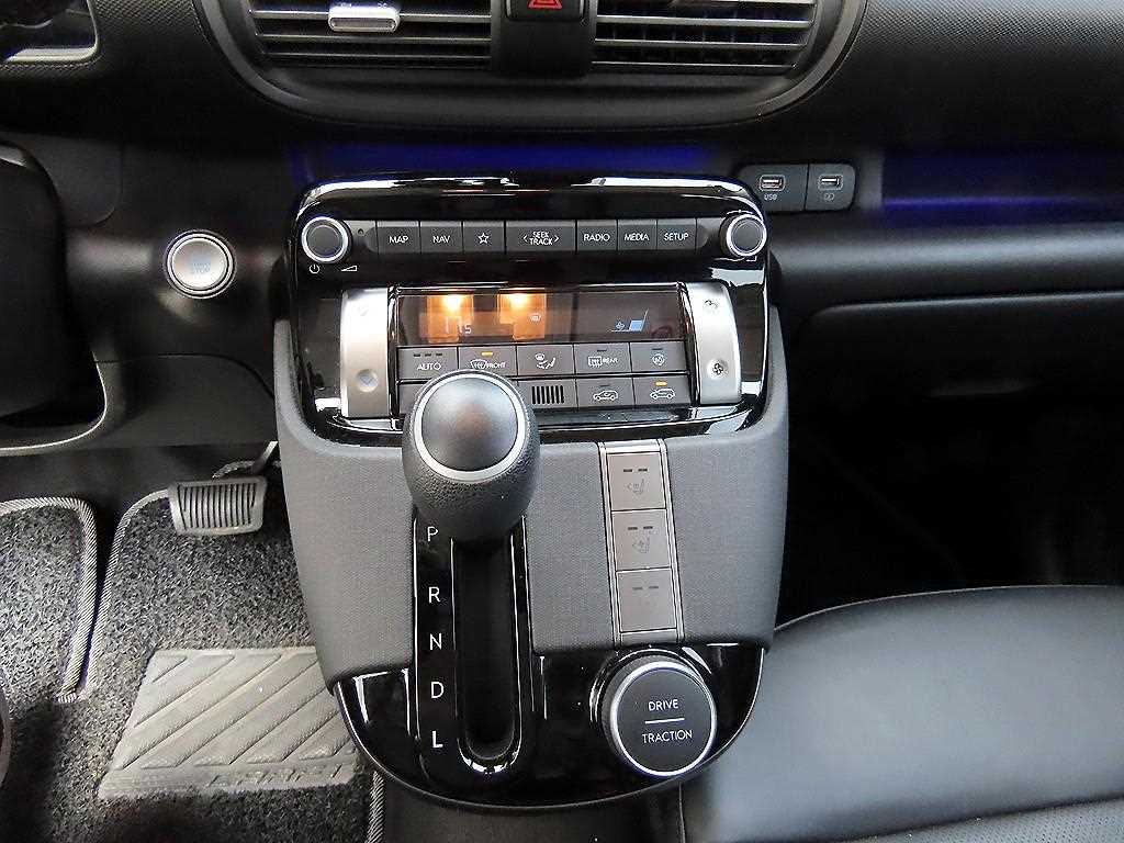 HYUNDAI Casper - Vista 10