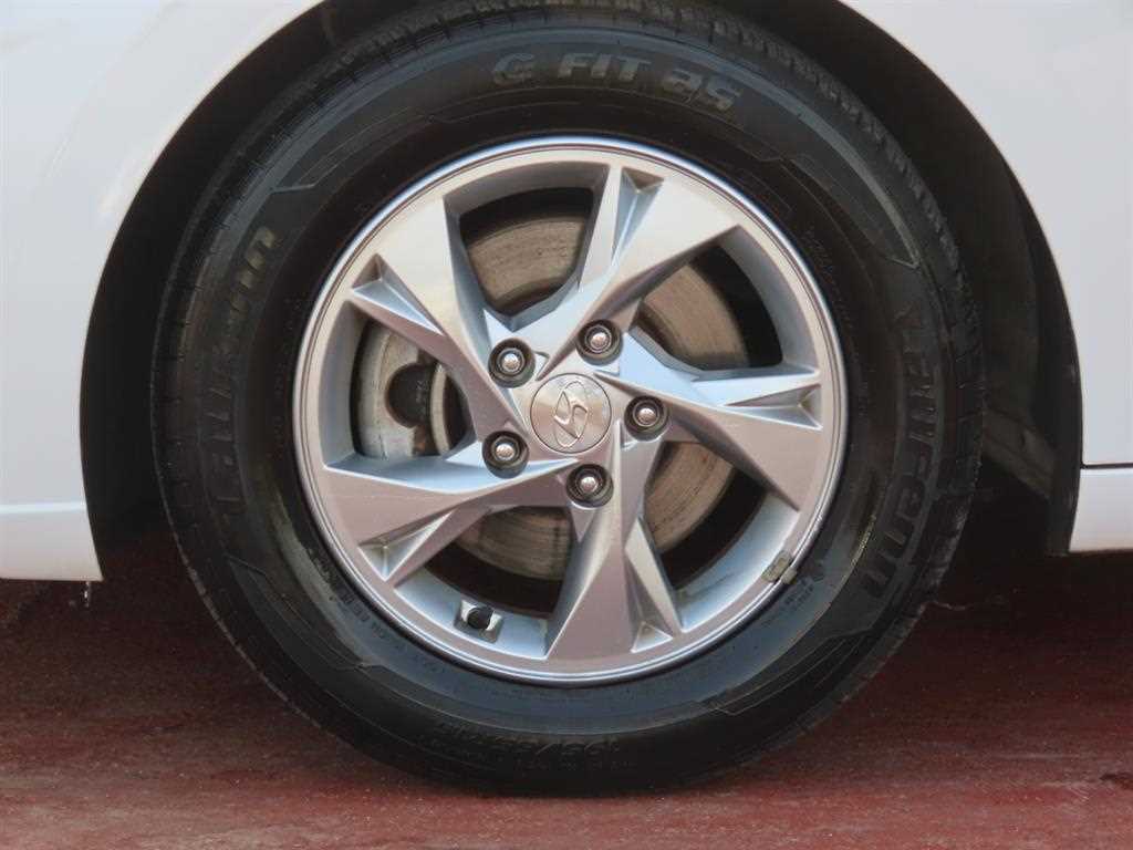 HYUNDAI Avante 2021 Blanco - Importación desde Corea - HF Imports Iquique - Foto 20