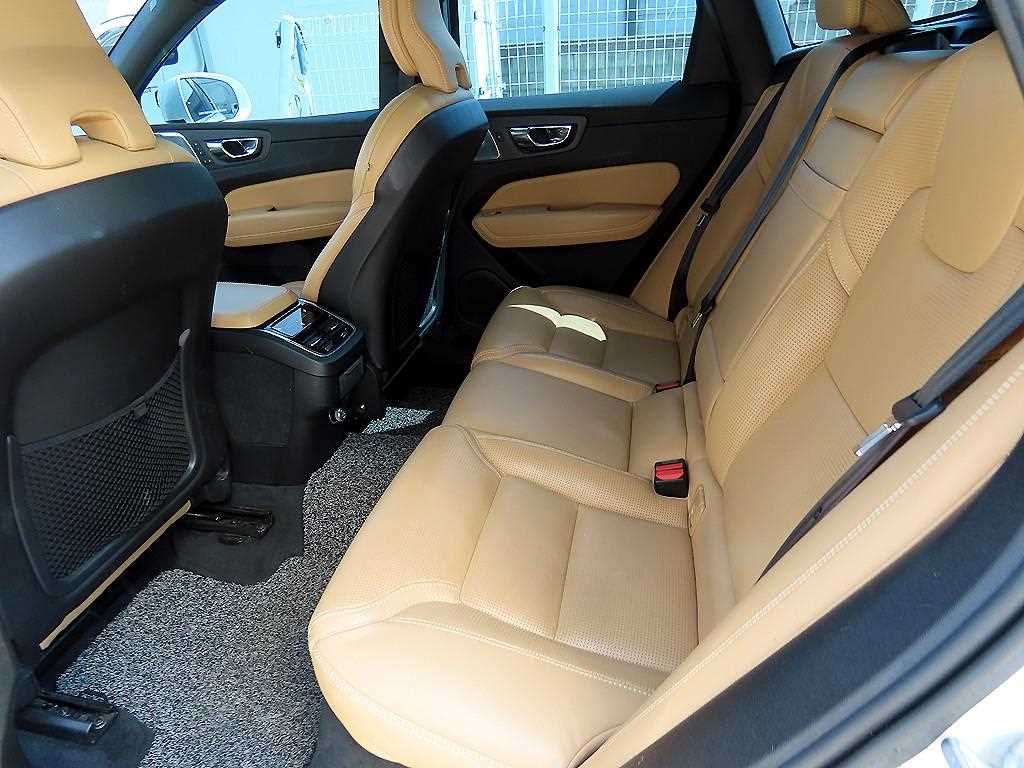 Volvo XC60 - Vista 6