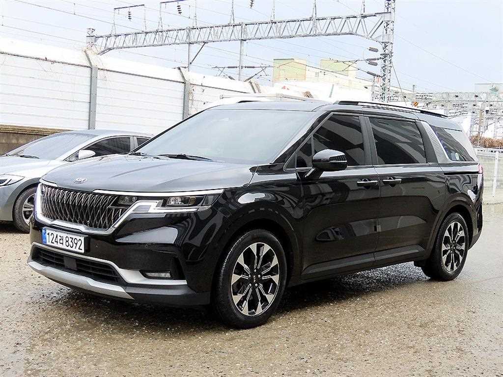 KIA Carnival - Vista 2