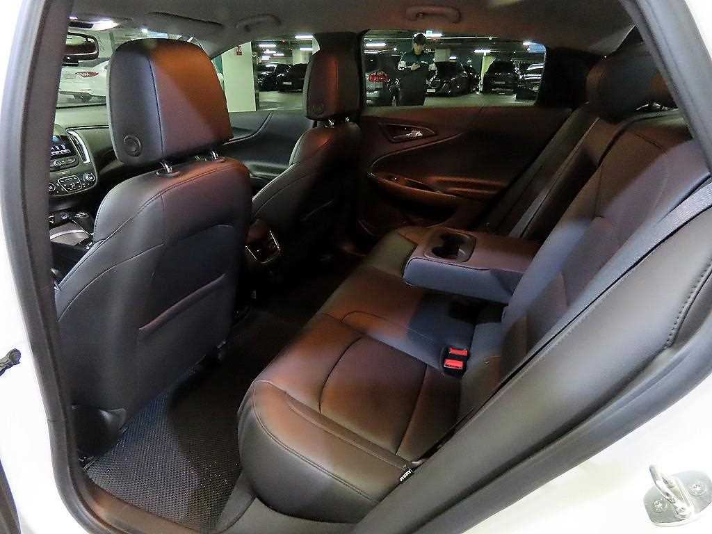 Chevrolet Malibu - Vista 7