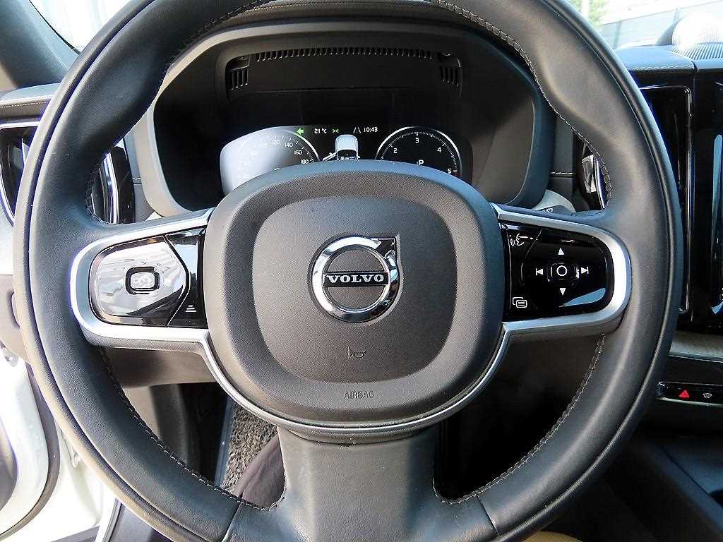 Volvo XC60 - Vista 8