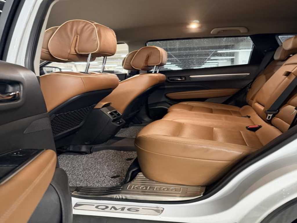 SAMSUNG QM6 - Vista 5