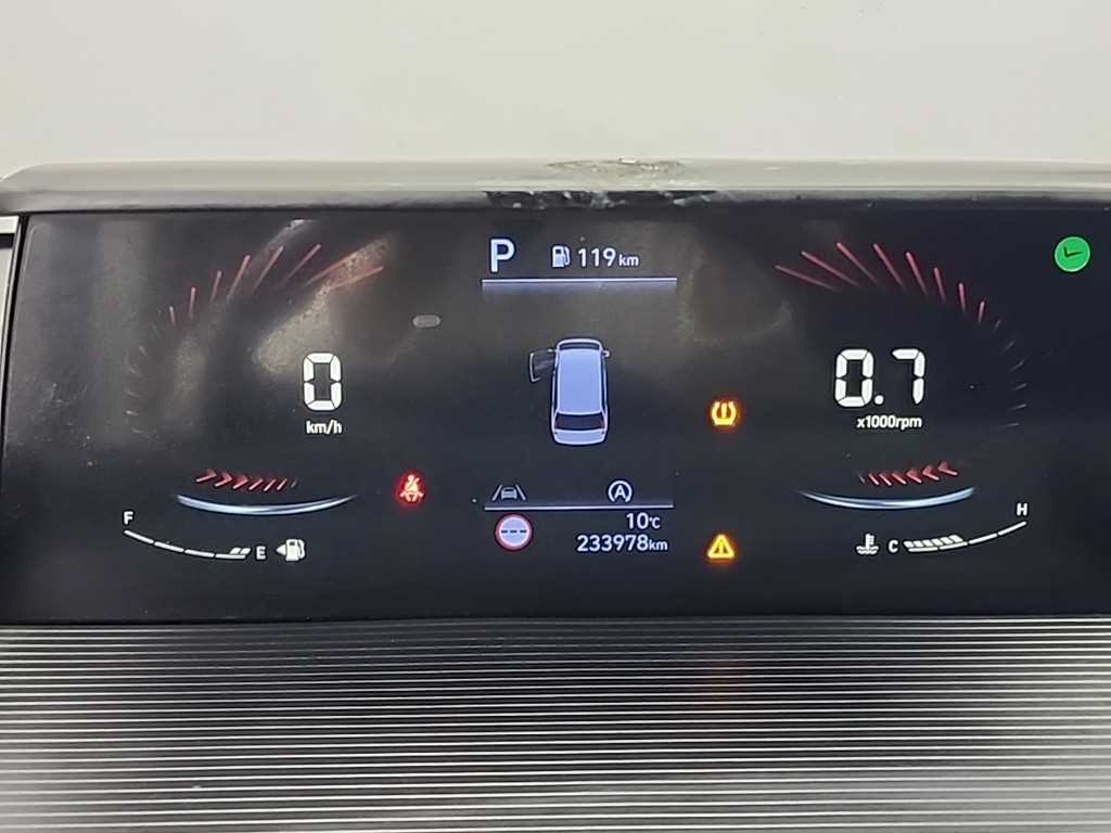 HYUNDAI Staria - Vista 6