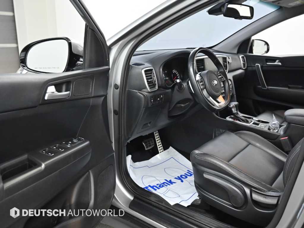 KIA Sportage - Vista 11