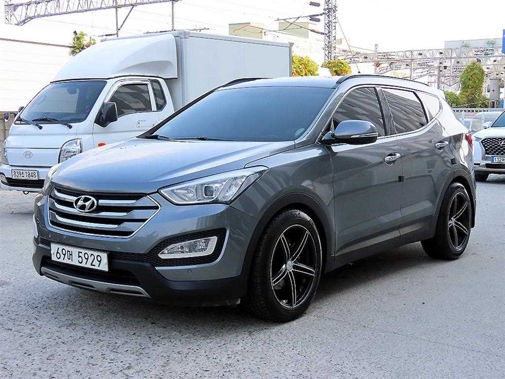 HYUNDAI Santa Fe - Vista 2